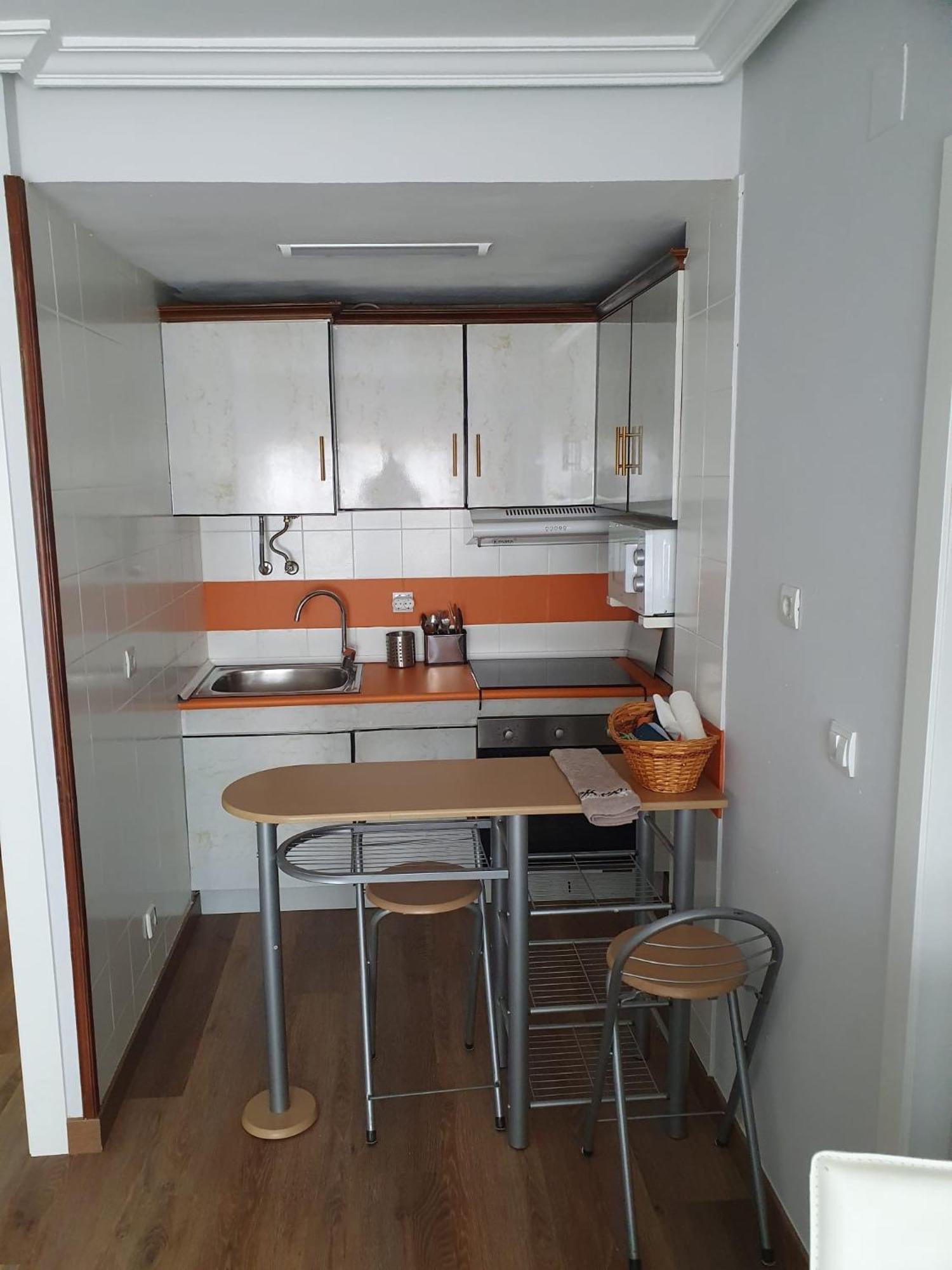 Vistas Monte Naranco Apartamento Con Parking 5Euros Al Dia Oviedo Eksteriør bilde