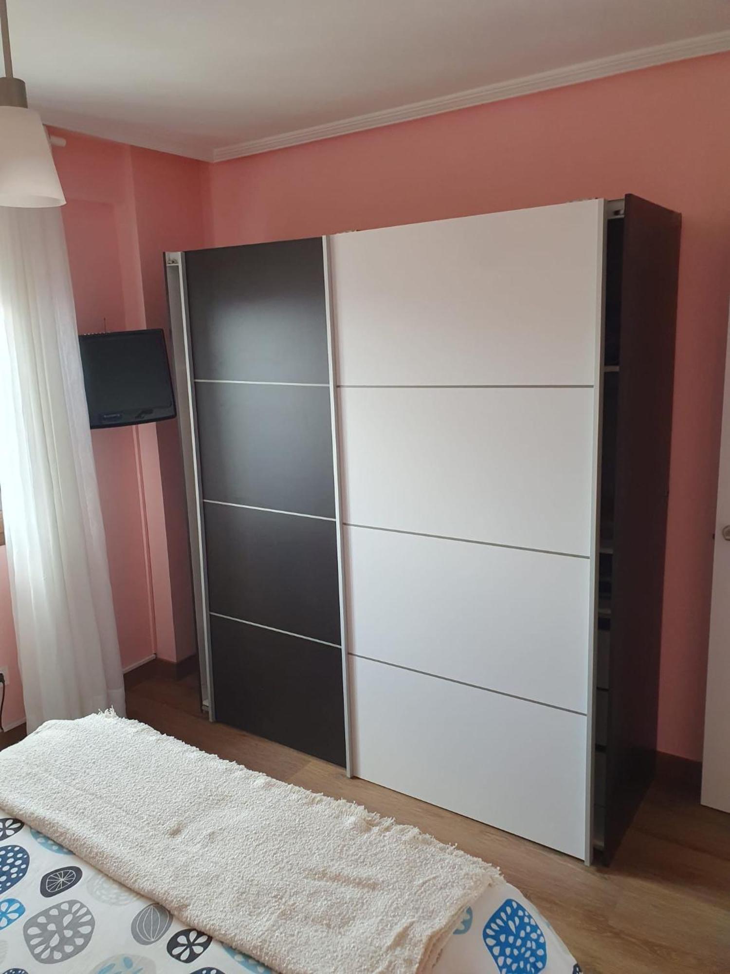 Vistas Monte Naranco Apartamento Con Parking 5Euros Al Dia Oviedo Eksteriør bilde